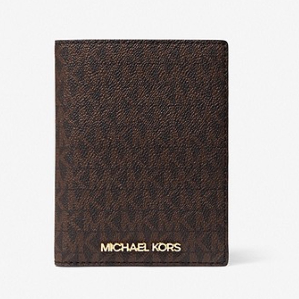 MICHAEL KORS
Logo Passport Case
